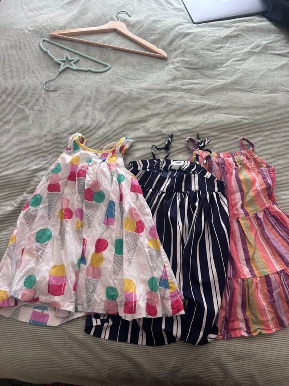 🌸☀️ Girls' Summer Dress & Outfit Bundle – Approx. 4T – 6 Pieces ☀️🌸